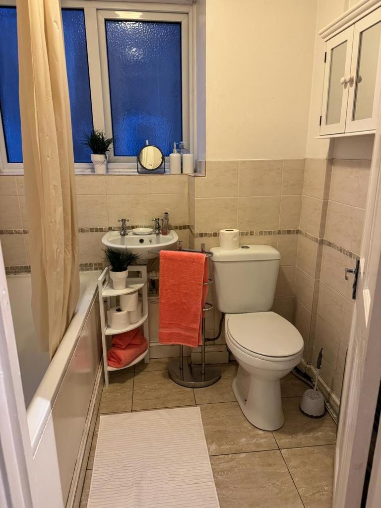 El Met Global Apartment Erith Ngoại thất bức ảnh